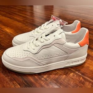 NWT Clae Haywood Leather Sneakers